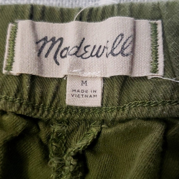 Madewell Pull-On Shorts in Desert Olive Size M - Picture 6 of 12